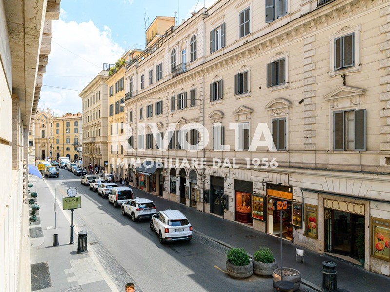 Attività commerciale in Affitto a Roma, 20'850&euro;, 395 m²