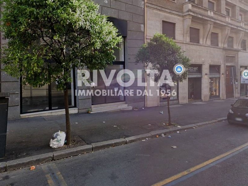 Immobile commerciale in Affitto a Roma, 18'000&euro;, 470 m²