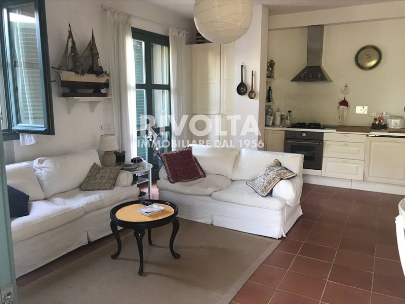 Appartamento in Affitto a Capalbio, 6'000€, 100 m²