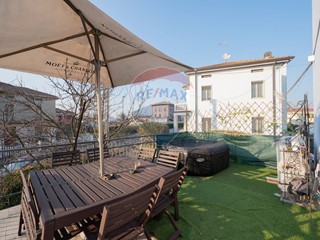 Casa Semi Indipendente in Vendita a Fontevivo, 380'000&euro;, 175 m²