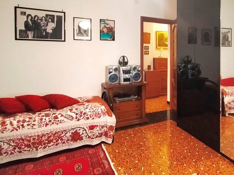 Trilocale in Vendita a Albisola Superiore, 110'000€, 84 m²