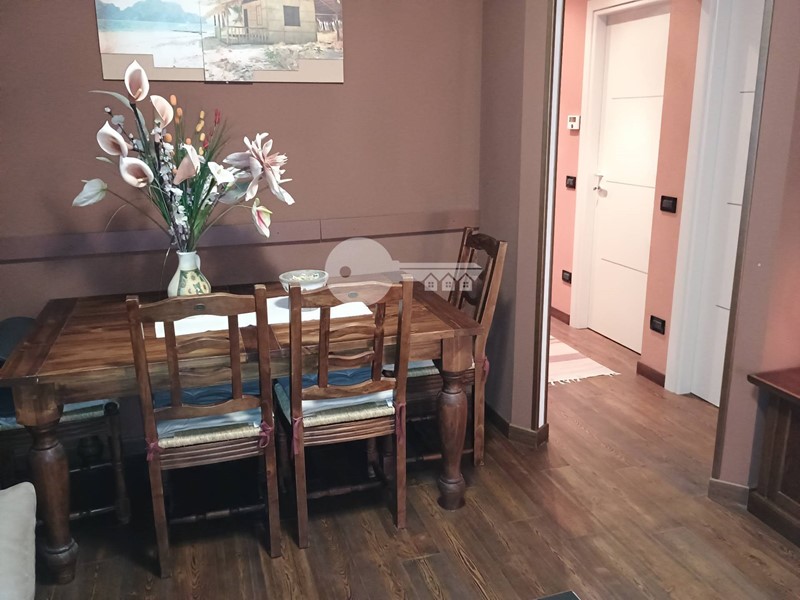 Trilocale in Vendita a Ghedi, 250'000€, 121 m²