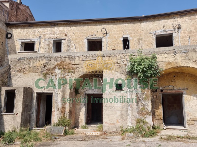 Appartamento in Vendita a Recale, 95'000€, 155 m²
