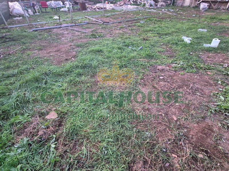 Terreno edificabile in Vendita a Macerata Campania, 130'500€, 820 m²
