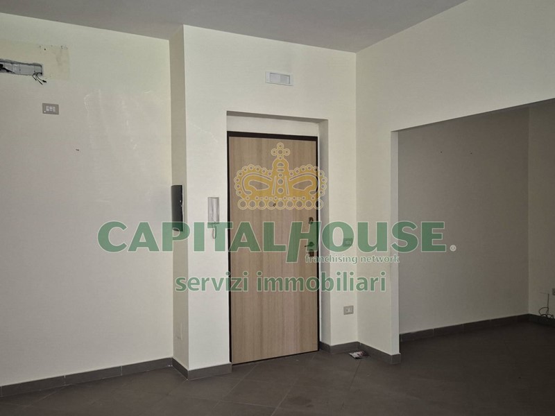 Ufficio in Vendita a Portico di Caserta, 83'790€, 70 m²