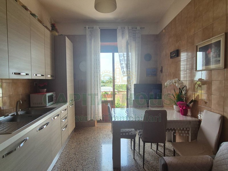 Trilocale in Vendita a Recale, 69'000€, 68 m²