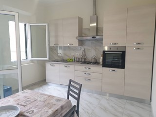 Appartamento in Affitto a Firenze, 2'500€, 90 m²