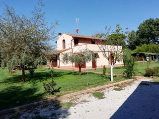 Casa Indipendente in Vendita a Castelfiorentino, 500'000&euro;, 239 m²