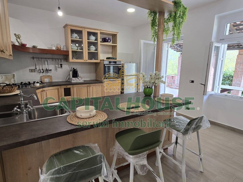 Villa in Vendita a Cervaro, 250'000€, 160 m²