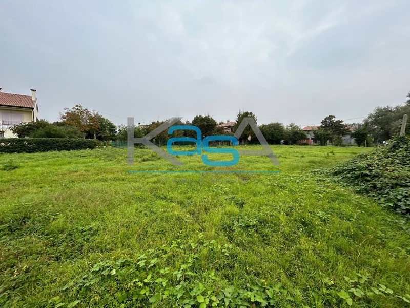 Terreno edificabile in Vendita a Carbonera, 80'000€, 1936 m²