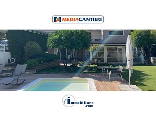 Villa in Vendita a Pescara, 1'350'000&euro;, 671 m²