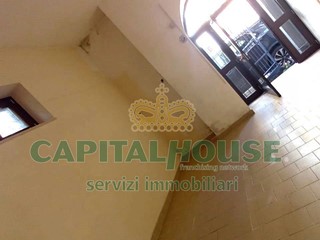 Immobile commerciale in Affitto a Capua, 250€, 25 m²