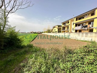 Terreno edificabile in Vendita a San Tammaro, 258'000€, 7500 m²