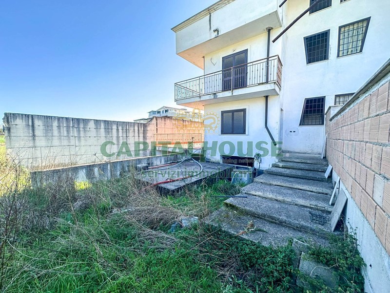 Villetta a schiera in Vendita a San Tammaro, 160'000€, 160 m²
