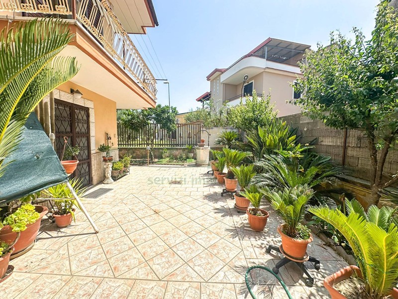 Casa Indipendente in Vendita a San Tammaro, 235'000€, 250 m²