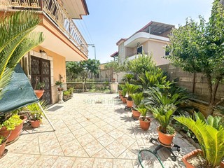 Casa Indipendente in Vendita a San Tammaro, 235'000€, 250 m²