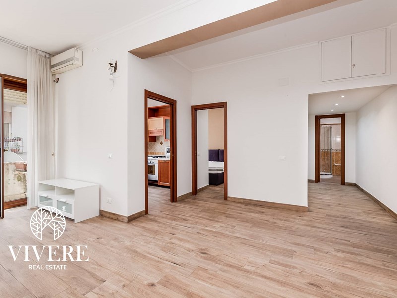 Bilocale in Vendita a Roma, 279'000€, 65 m²
