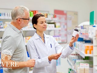 Attività commerciale in Vendita a Roma, 45'000€, 42 m²