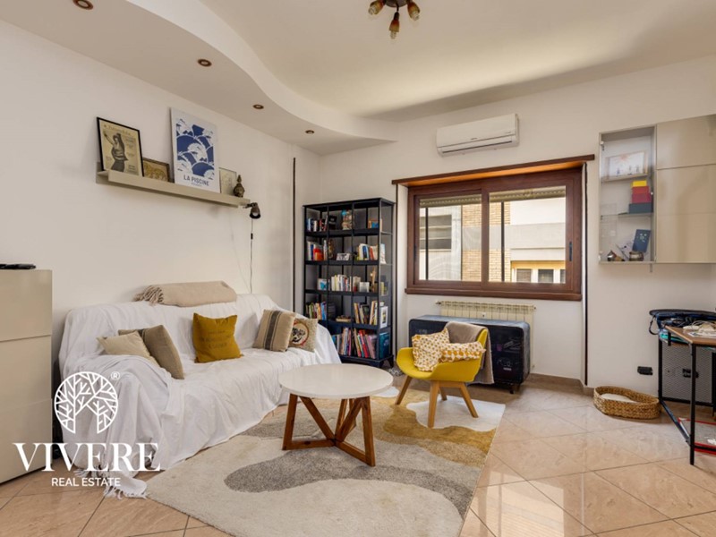 Appartamento in Vendita a Roma, 279'000€, 99 m²