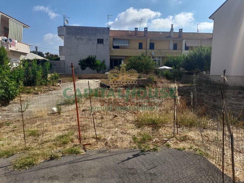 Terreno edificabile in Vendita a Sparanise, 44'000€, 460 m²