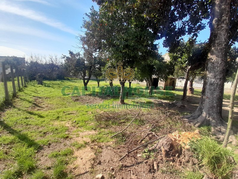 Villa in Vendita a Pignataro Maggiore, 135'000€, 195 m²