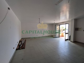 Ufficio in Vendita a Pastorano, 69'000€, 120 m²