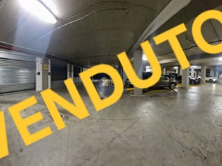 Box in Vendita a Monopoli, 60 m², con Box