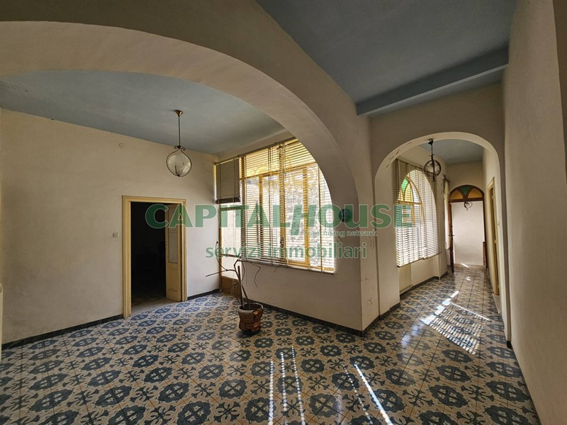 Casa Indipendente in Vendita a Pignataro Maggiore, 69'000€, 190 m²