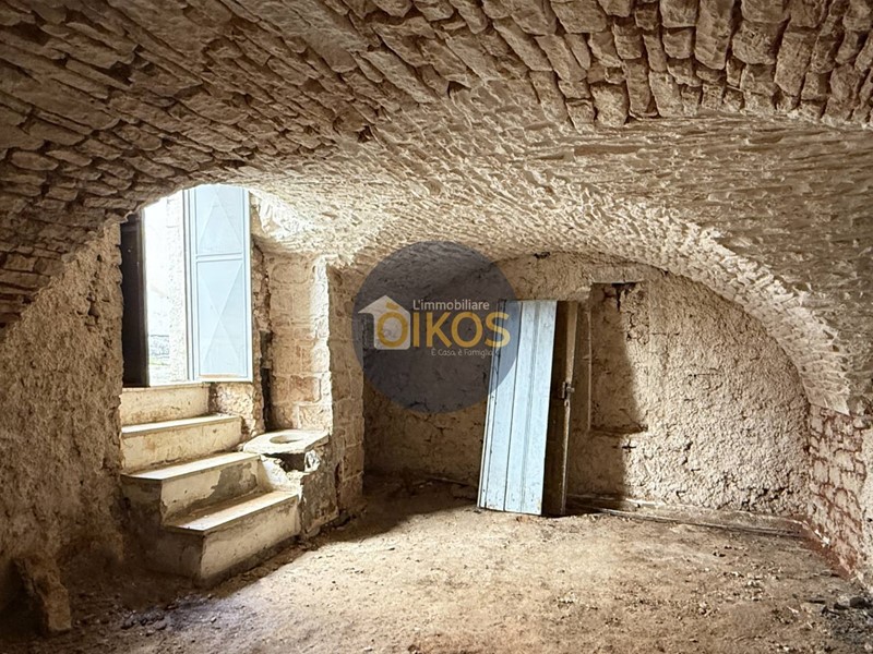 Rustico in Vendita a Martina Franca, 50'000€, 64 m²