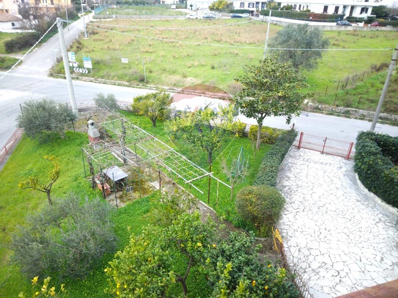 Quadrilocale in Vendita a Castelforte, 118'000€, 133 m²