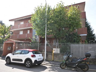 Ufficio in Vendita a Legnano, 55'000€, 80 m²