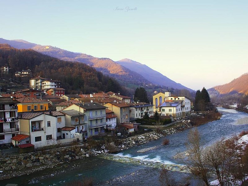 Trilocale in Vendita a Farini, 50'000€, 80 m²