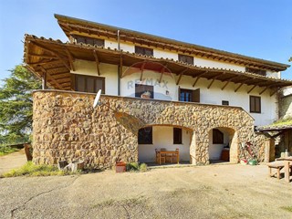 Casa Semi Indipendente in Vendita a Formello, 319'000€, 300 m²