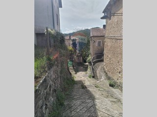 Villa in Vendita a Varco Sabino, 17'000&euro;, 50 m²