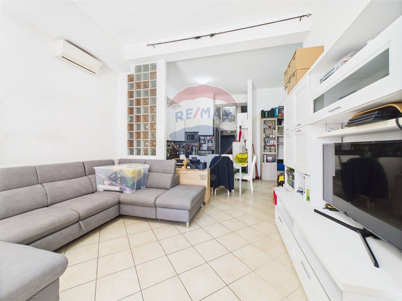 Trilocale in Vendita a Roma, 179'000€, 90 m²