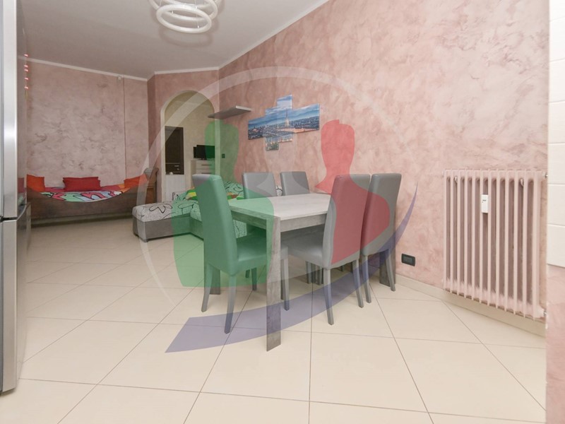 Trilocale in Vendita a Grugliasco, 169'000€, 85 m²