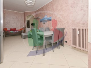 Trilocale in Vendita a Grugliasco, 169'000€, 85 m²