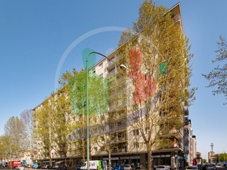Quadrilocale in Vendita a Torino, 160'000€, 90 m²