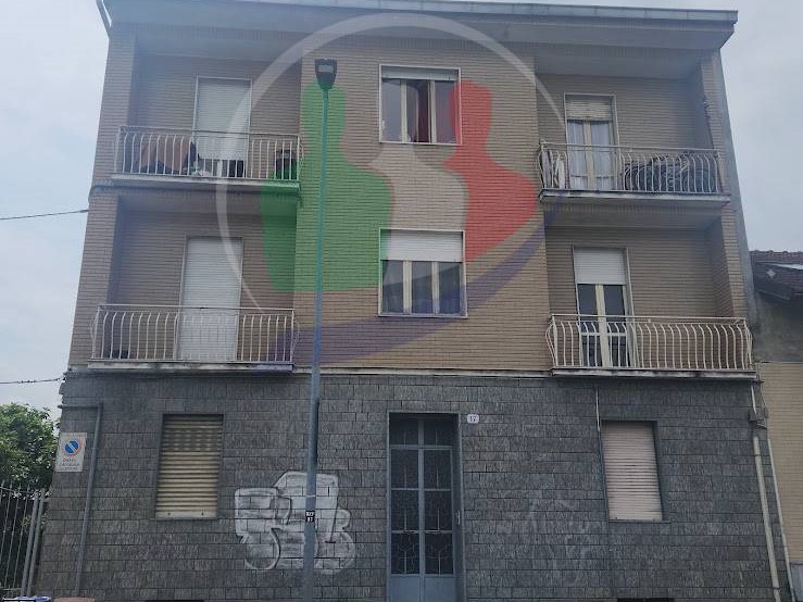 Bilocale in Vendita a Torino, 50'000€, 48 m²