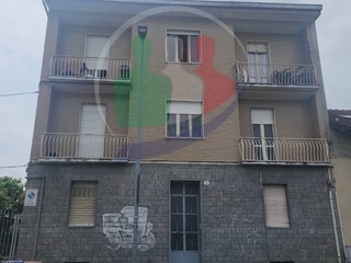 Bilocale in Vendita a Torino, 50'000€, 48 m²