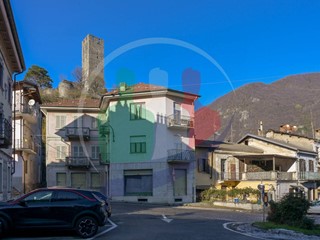 Negozio in Vendita a Pont Canavese, 17'500€, 100 m²