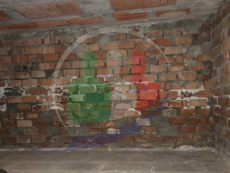 Magazzino in Vendita a Moncalieri, 52'000€, 65 m²