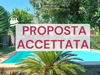 Villa in Vendita a Fiumicino, 750'000€, 170 m²