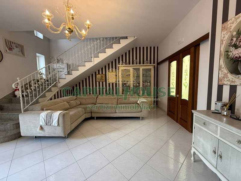 Casa Indipendente in Vendita a Cicciano, 250'000€, 150 m²