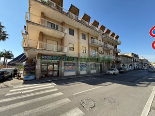 Quadrilocale in Vendita a Camposano, 98'000€, 110 m²