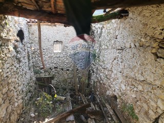 Rustico in Vendita a Barrea, 35'000&euro;, 52 m²