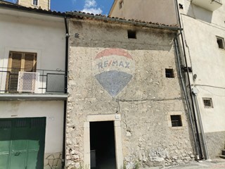Rustico in Vendita a Barrea, 35'000&euro;, 65 m²
