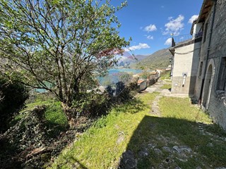 Rustico in Vendita a Barrea, 105'000&euro;, 100 m²