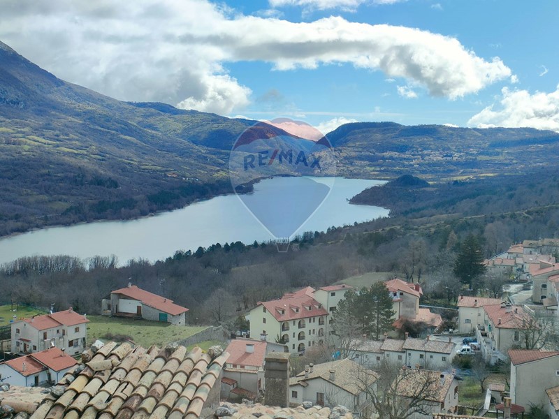 Bilocale in Vendita a Civitella Alfedena, 68'000&euro;, 49 m²