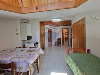 Bilocale in Vendita a Civitella Alfedena, 68'000&euro;, 49 m²